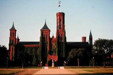 Château Smithsonian, construit 1855